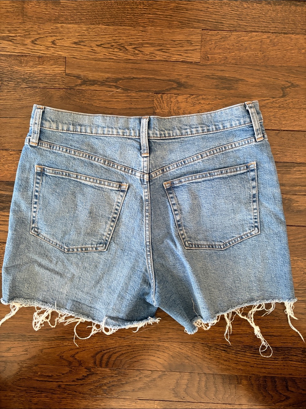 J.Crew size 29 Women’s Jean Short - Picture 3 of 3